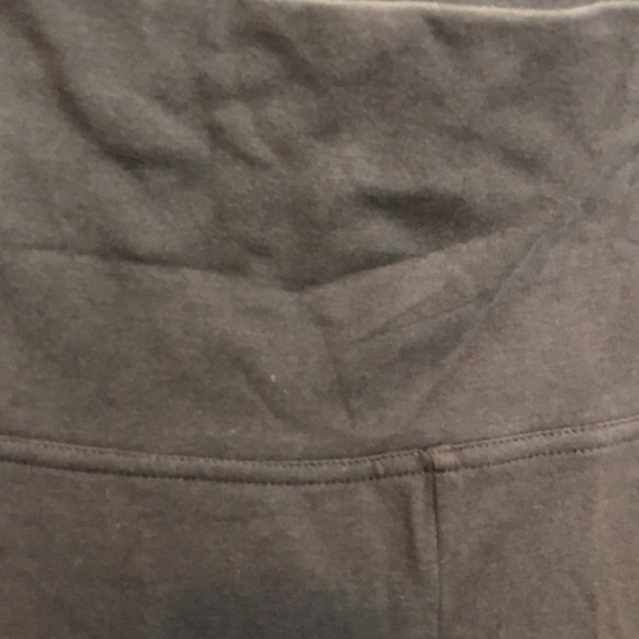 Yoga Pants - Picture 3 of 4